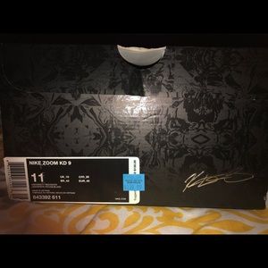 NIKE KD Zoom 9 Size 11 Men’s  Red & White WORN
